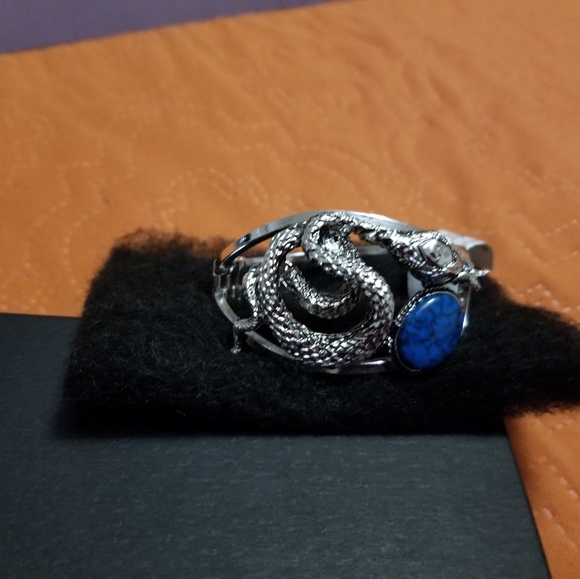 Bangle - Picture 3 of 3